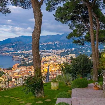 Amore - Giada Villa *